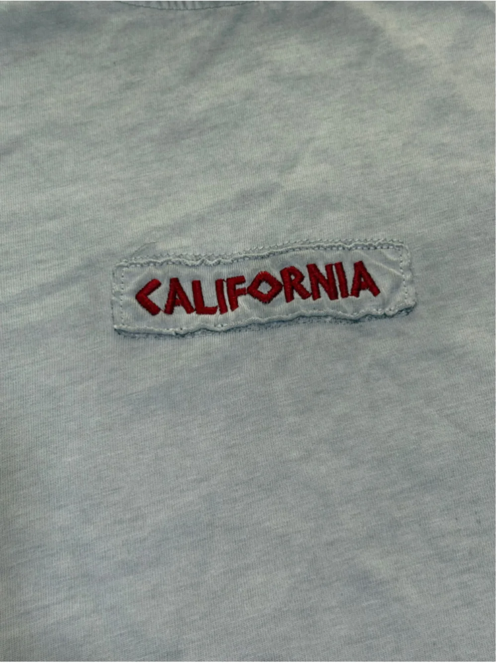 Rock Salt California Short Sleeve Tee, Size M, Grey and Red